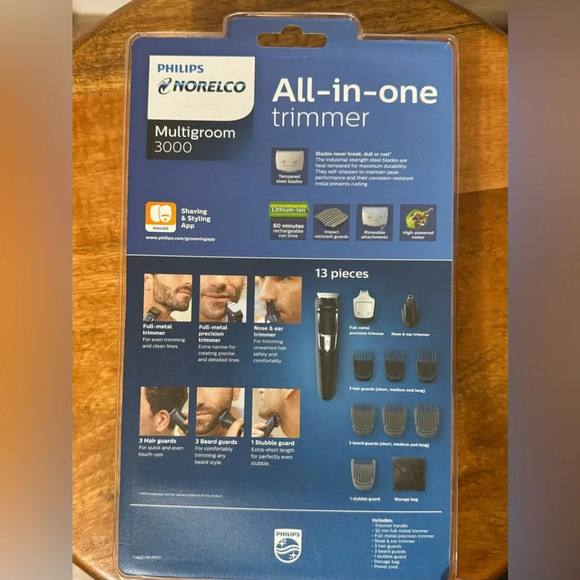 Norelco Philips Multigroomer All-in-One Trimmer Series 3000, 13 Piece Kit - Picture 3 of 8
